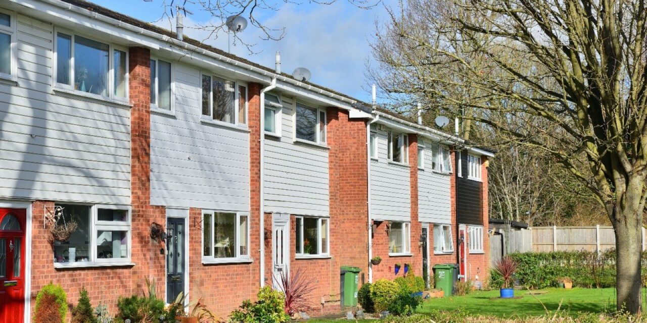 UKPN launches low carbon heating system for social housing in Right to Heat project