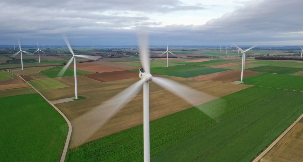 European Commission analysing higher 45% renewable energy target for 2030