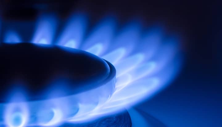 European gas prices jump as Russia tightens supply squeeze