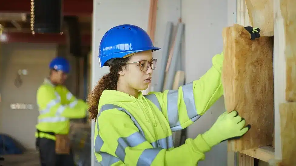 Energy crisis: MPs call for ‘war effort’ on insulation