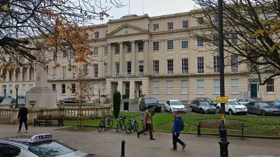 Cheltenham Borough Council plans to use more solar energy